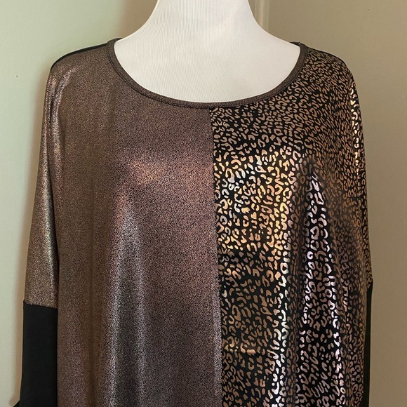 Metallic Leopard Print Top By Est 1946 Cato Sz 26/28 - Picture 4 of 9